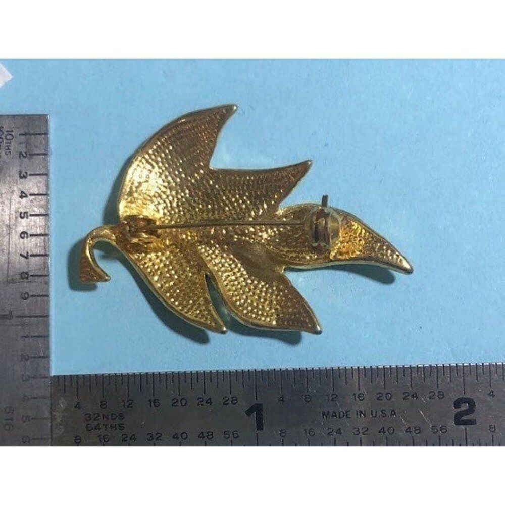 Fashion leaf cluster enameled brooch or pin - Picture 2 of 2